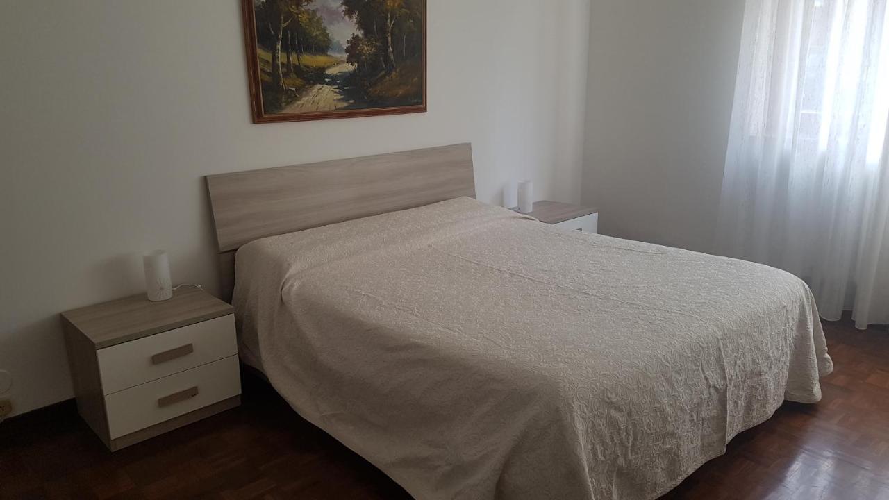 Casa Del Tennis Ivrea Buitenkant foto
