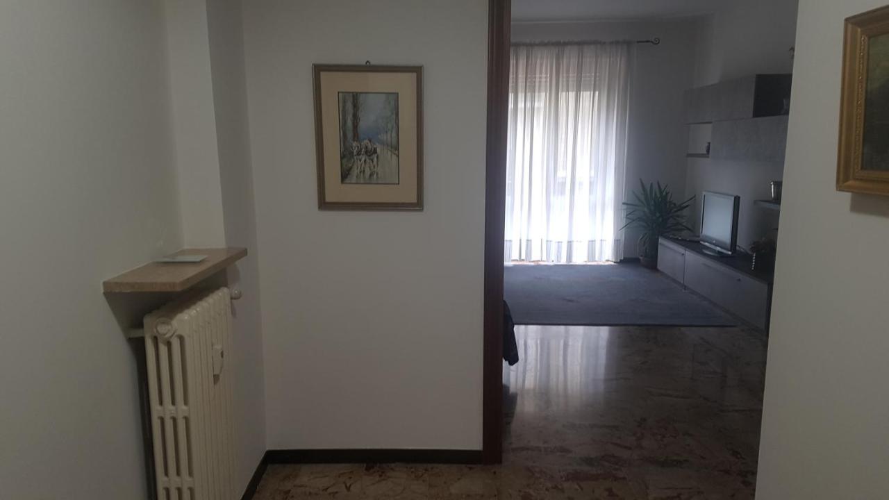 Casa Del Tennis Ivrea Buitenkant foto